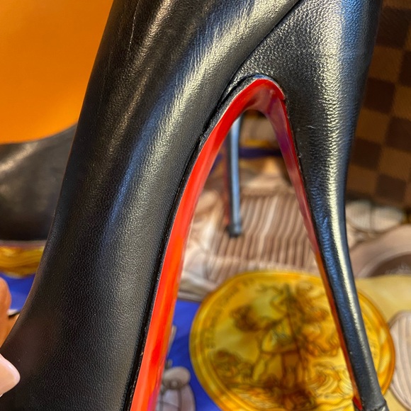 Red Bottoms-Authentic Christian Louboutin Black Leather Bianca Platform Size 39 - Picture 7 of 16
